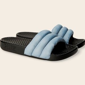 Nip luxury VS pink dusty blue puff sandals sz Med 7/7.5 spring